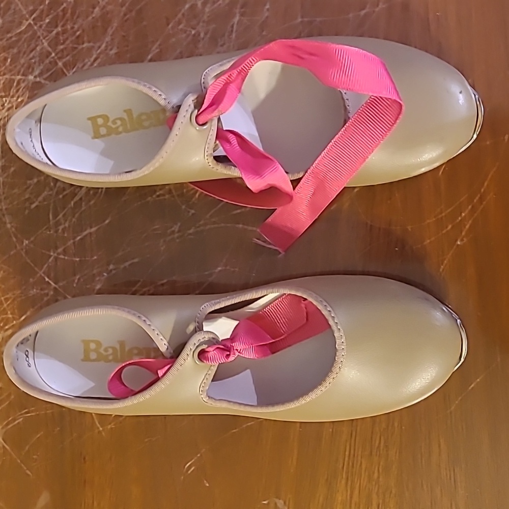Beige Tap Flats with Pink Ribbon